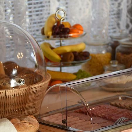 Villa Zerotin Penzion Bed & Breakfast Велке Лосіни Екстер'єр фото