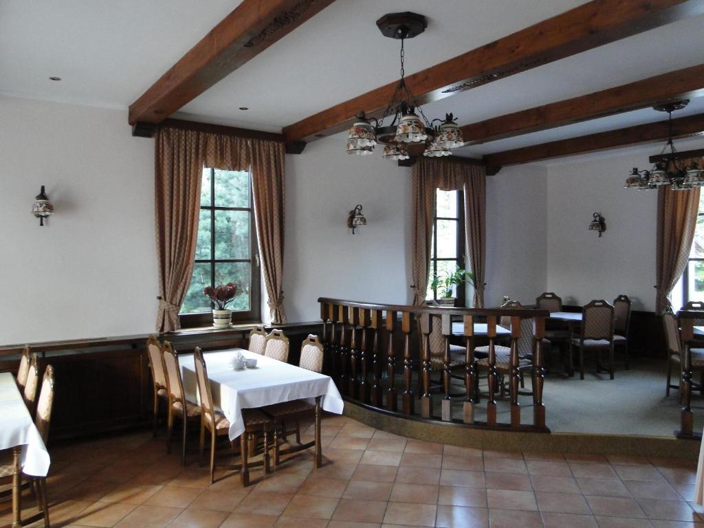 Villa Zerotin Penzion Bed & Breakfast Велке Лосіни Екстер'єр фото