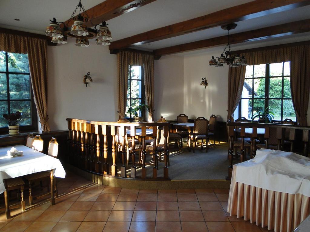 Villa Zerotin Penzion Bed & Breakfast Велке Лосіни Екстер'єр фото