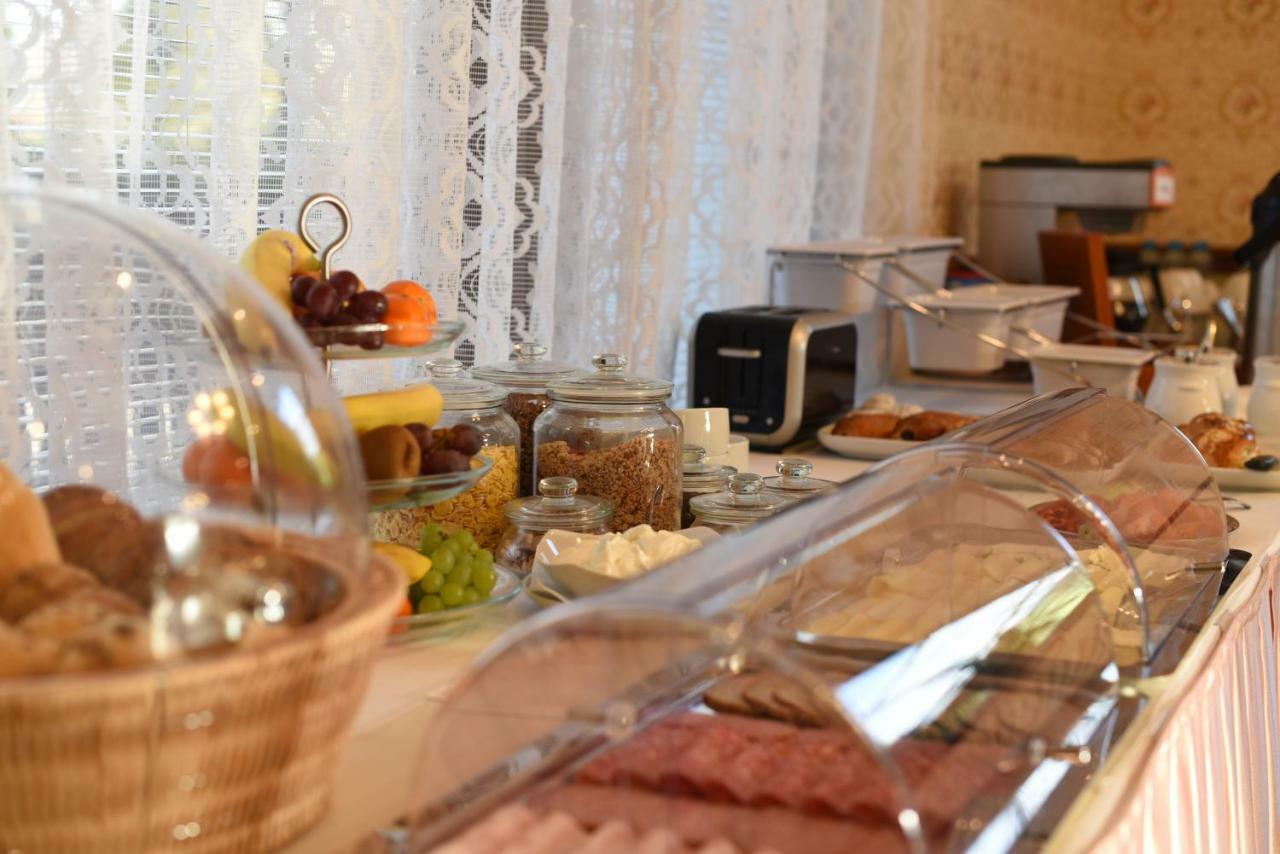 Villa Zerotin Penzion Bed & Breakfast Велке Лосіни Екстер'єр фото